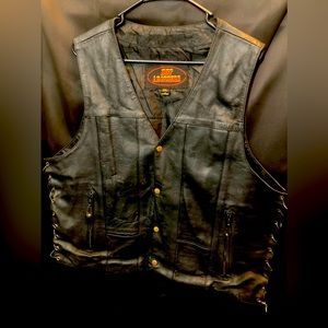 Hot Leathers Vest🔥